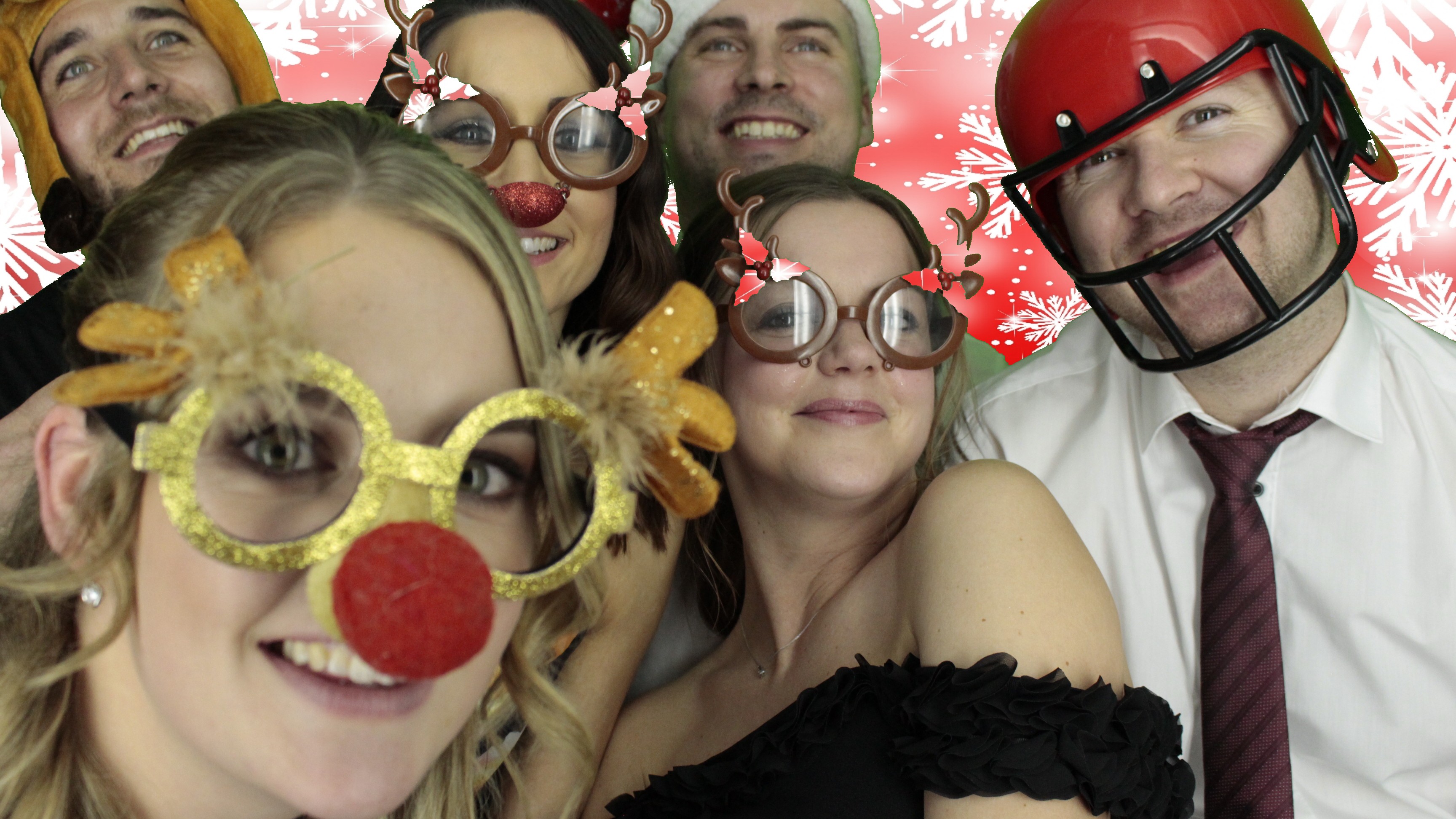 Portsmouth Water Christmas Party | View more photos from the event at gallery.myphotoboothexperience.co.uk/u/MyPhotoBoothExperienceLtd/Portsmouth-Water-Christmas-Party